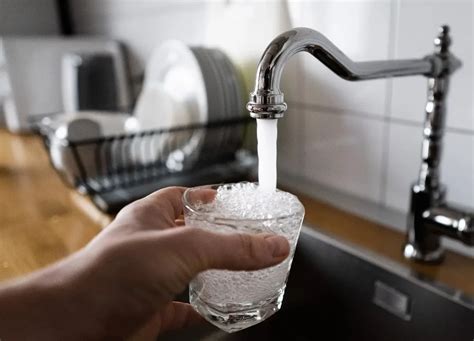 10 Amazing Beauty Benefits Of Filtered Tap Water Urban Mazed