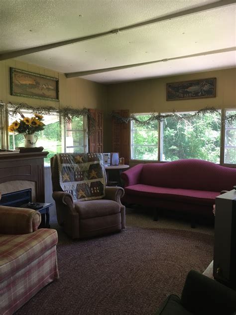 Lake logan state park is an ohio state park in hocking county, ohio, united states. At Lake Logan Country Cottages - Hocking Hills Cottages ...