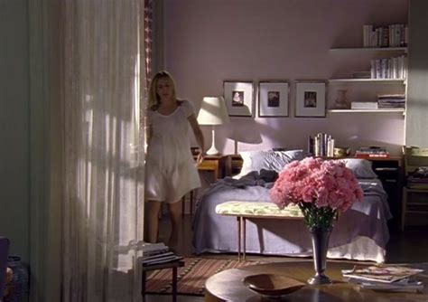 carrie bradshaw in sex and the city from inside our favorite on screen single ladies homes e