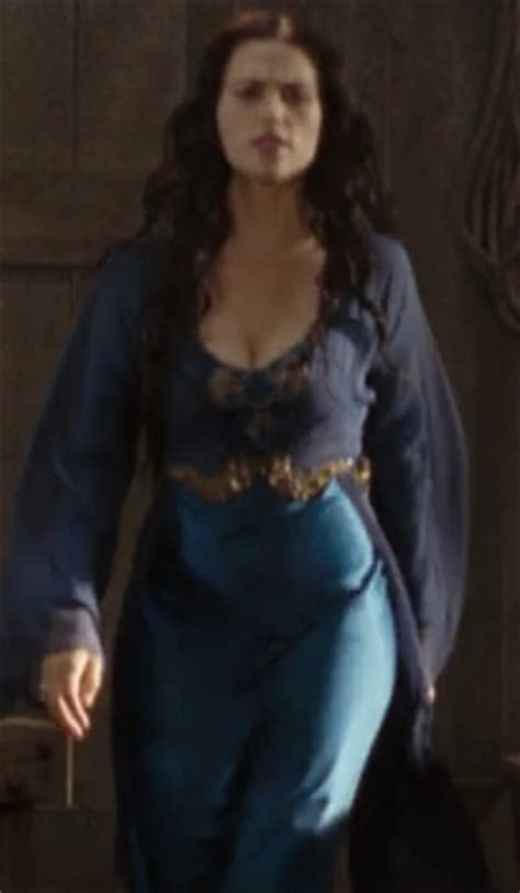 Did you make the dress? Merlin Club S01E07 "The Gates of Avalon" or "That Time ...