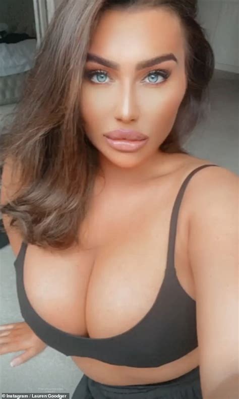 Lauren Goodger Wears Tiny Bralet And Shorts In Instagram Photos Daily Mail Online