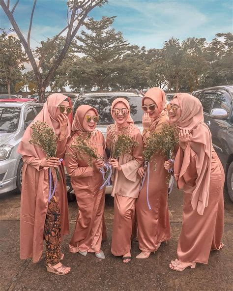 Dress Gaun Bridesmaids Hijab On Instagram Inspired From