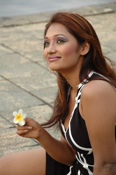 Sri Lankan Models And Actress Upeksha Swarnamalis New Photos