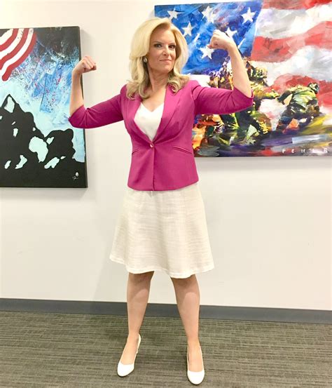 Janice Dean Responds To Troll Who Criticized Her Legs
