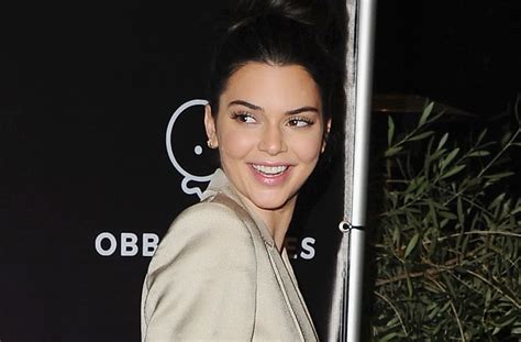 Kendall Jenner Flaunts Rock Solid Abs After Shutting Down Pregnancy Rumors