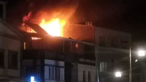 Arabalar sürüklendi her şey savruldu ankara'nın mamak ilçesinde etkili olan sağanak sonrası meydana gelen selde otomobiller ve çöp konteynerleri sürüklendi, iş yerlerini su bastı. Bodrum'da korkutan otel yangını! | Turizm Ajansı | Turizm ...