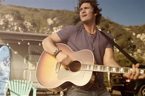 Joe Nichols Captures The Perfect Day In Sunny And 75 Video