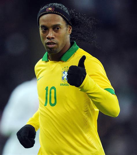 Ronaldinho blogs, comments and archive news on . Ronaldinho voit le Brésil remporter une Coupe du Monde ...