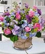 Magnifique Bouquet in 2020 | Home flower decor, Flower gift, Fresh ...