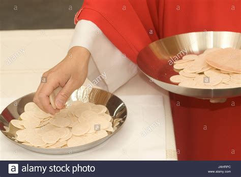 Communion Wafers Stock Photos And Communion Wafers Stock Images Alamy