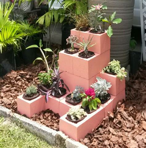 13 cement blocks | Garden planning, Cement blocks, Plants