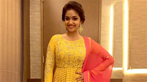 Global Pictures Gallery Keerthy Suresh Latest Hot