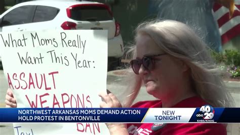 Northwest Arkansas Moms Demand Action Group Protests In Bentonville