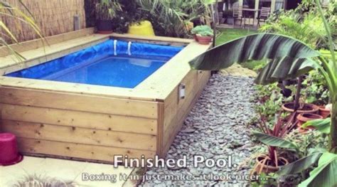 Build A Swimming Pool With Straw Bales Backyard Pool Homemade