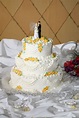 Bake Your Own Wedding Cake From Scratch With These Great Recipes ...