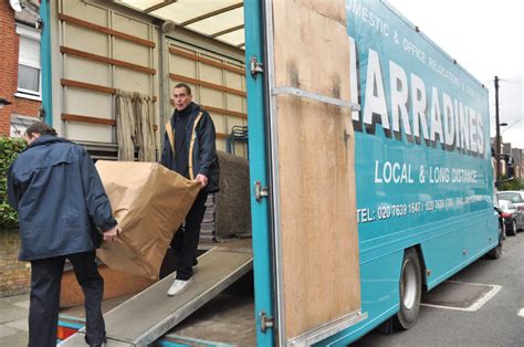 Moving House Professional Removals Vs Man With Van