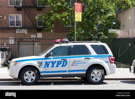 Nypd Traffic Enforcement Hi Res Stock Photography And Images Alamy