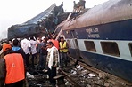 印度火車出軌翻覆 逾百死150傷 | 死亡 | 大紀元