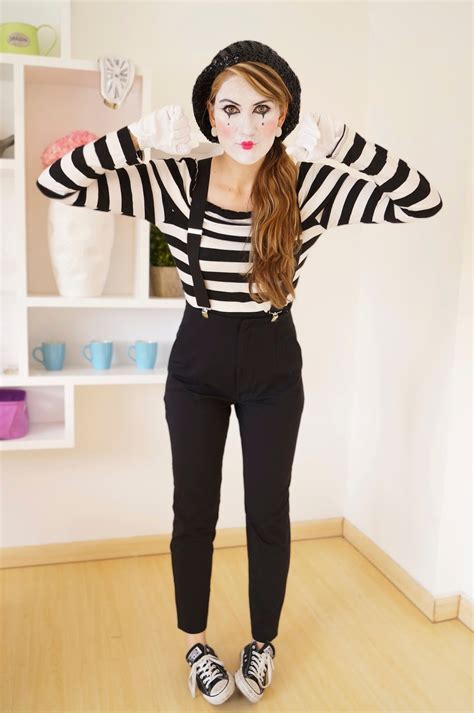 the joy of fashion {halloween} last minute homemade mime costume