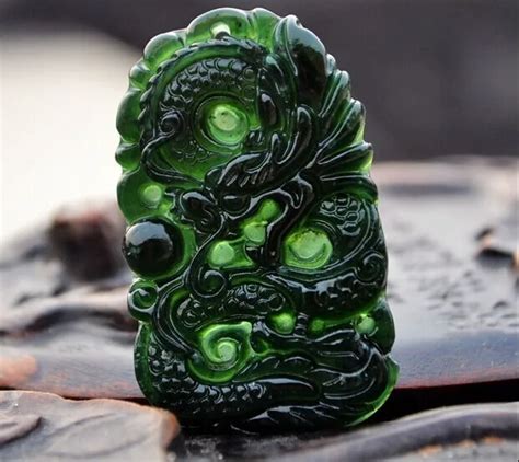 Natural Real HeTian Jades Carved Dragon Lucky Amulet Pendants Green