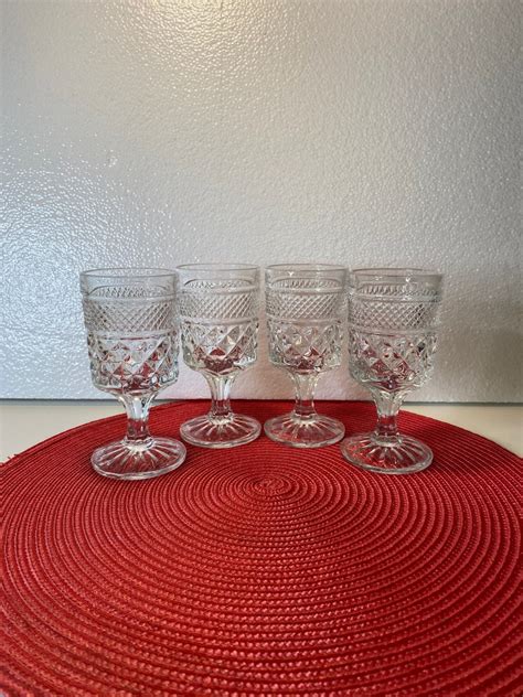 Vintage Anchor Hocking Wexford Pattern Stemmed Wine Cordial Juice Goblets Glasses Set Of 4