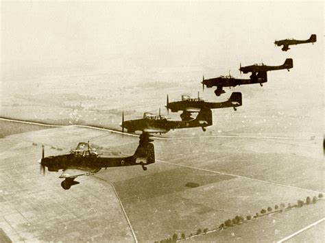 Asisbiz Fall Gelb Luftwaffe Junkers Ju 87b Stuka Dive Bombers In