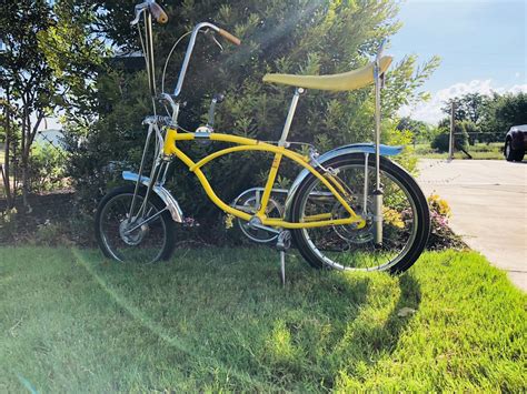 1969 Schwinn Lemon Peeler Premier Auction