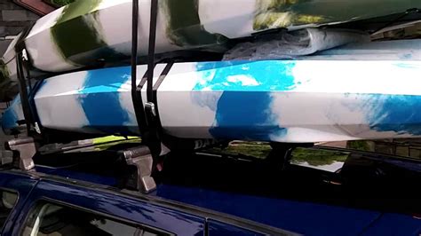 2 Kayaks Or Canoes On A Car Roof Rack Youtube