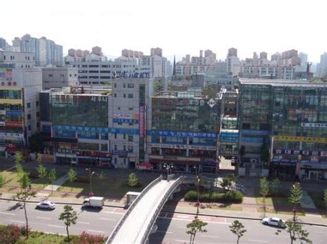 An san beat elena osipova to win the gold medal in the women's individual archery final at the 2020 an san shed tears for the first time in the tournament while listening to the national anthem of korea. view from apartment, across the street - Picture of Ansan ...
