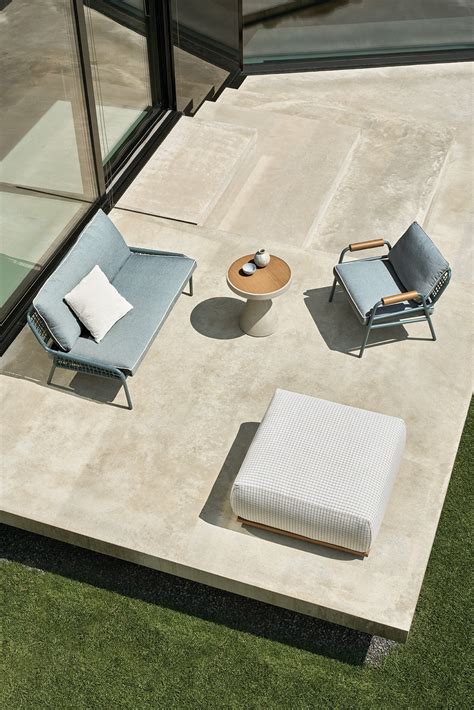 zoe open air garden sofa zoe open air collection by meridiani design andrea parisio