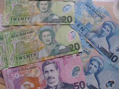 How many malaysian ringgit is a new zealand dollar? Pound To New Zealand Dollar Rate Rises As UK And EU Vow To ...
