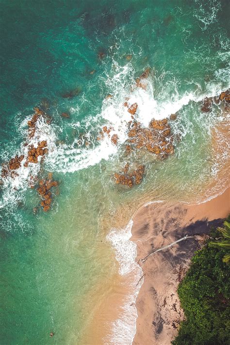 Beach Waves Iphone Travel Wallpaper In 2020 Travel Wallpaper