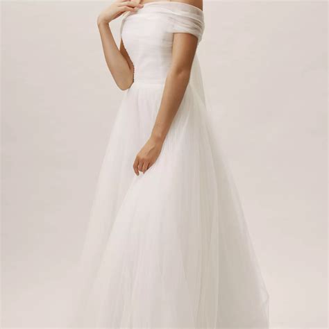 Amazing Wedding Dresses Under $1,000 – Daily Bride Story – Wedding