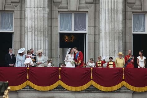 Close Up Pictures From The Royal Wedding Day Time