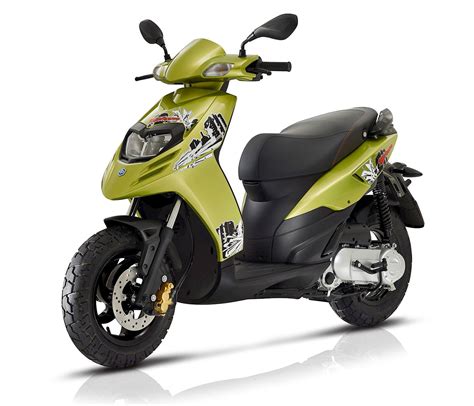 Top 10 50cc Moped Scooters For 2019 Carole Nash