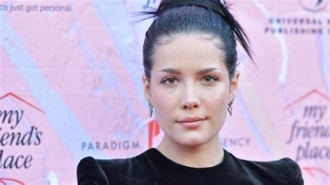 Halsey Considered Prostitution Sex Work Before She Got A Record Deal