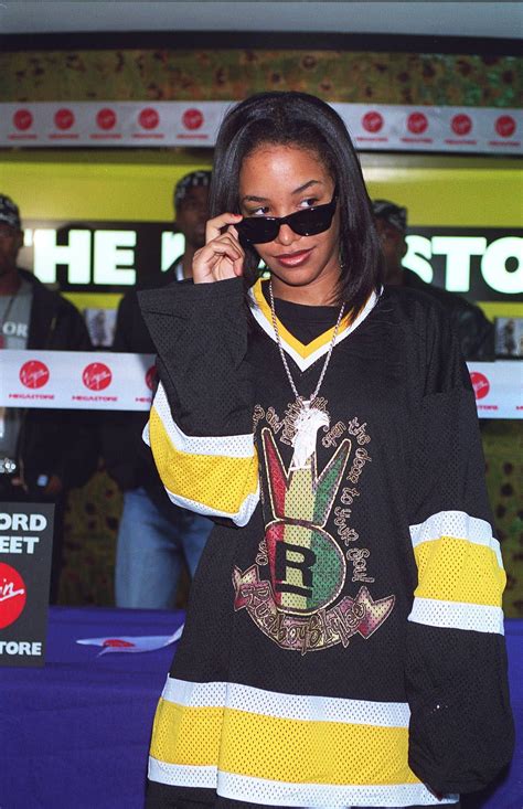 Age Ain T Nothing But A Number Album Signing Aaliyah Photo