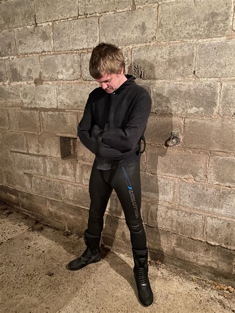 Straitjacket Fun All The Wetsuits Wetsuits Gallery Gordon