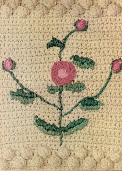 Vintage 1970s Christmas Rose Afghan Made In Squares Warm Rug Blanket