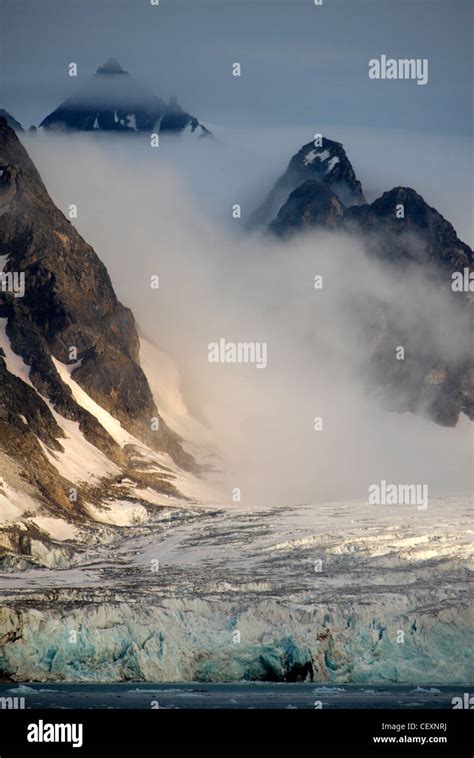 Svalbard Landscapes Hi Res Stock Photography And Images Alamy