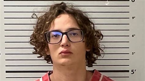 Mississippi 19 Year Old Arrested For Shooting That Left 2 Teens Dead 4