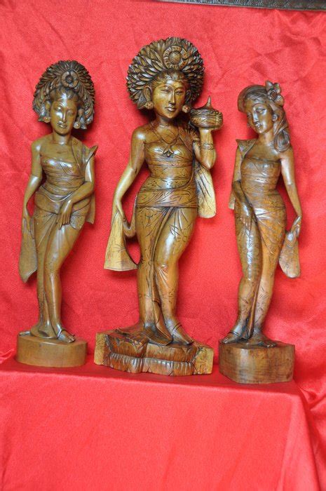 3 Statues Of Balinese Women Bali Indonesia 2nd Half Catawiki