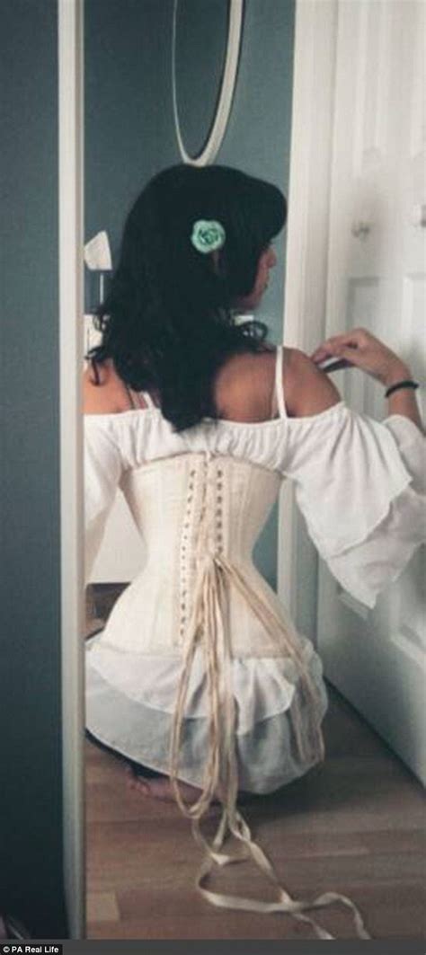 Woman Has Sculpted Inch Waist By Wearing Corsets Daily Mail Online
