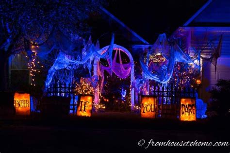 Halloween Outdoor Lighting Ideas 21 Spooky Ways To Light Your Yard