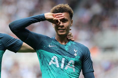 Oh and eric dier too, they're decent at best and have had good spells for sure but their best days are without a doubt behind them, i just don't understand why get this much love when you ignore. La celebración de Dele Alli que todo el mundo intenta ...