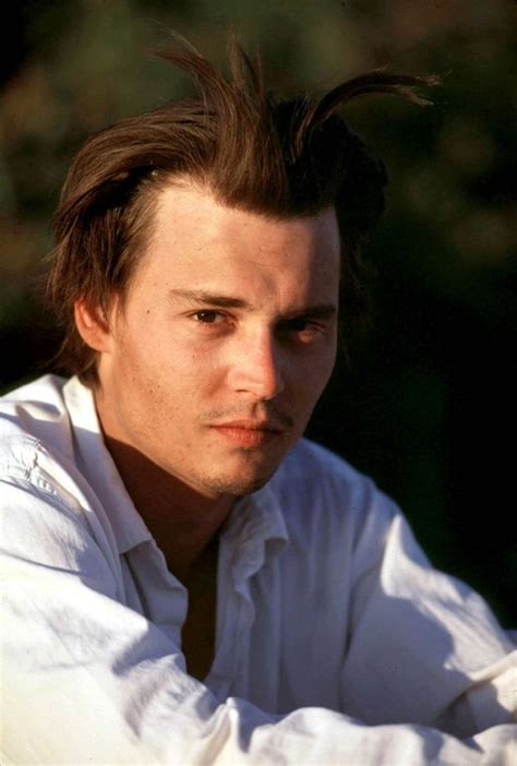 Джон кри́стофер (джо́нни) депп ii — американский актёр, кинорежиссёр, музыкант, сценарист и продюсер. Johnny Depp - Photoshoot 1991 | Johnny depp, Johnny depp ...