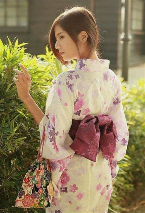 markjudgelovejapan beautiful japanese women beautiful kimonos kimono japan