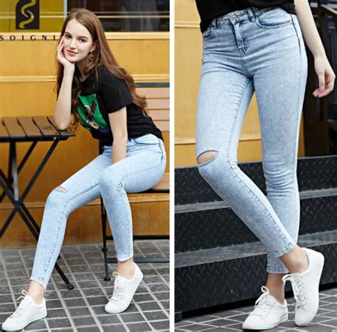 Celana Jeans Wanita Terbaru Yang Banyak Dicari Fashionita