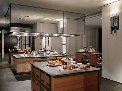 Located in the iconic fifth avenue of new york, close to the public library and bryant park, andaz fifth avenue is a. The Opening of Apt. 2E at the Andaz 5th Avenue - Pretty ...