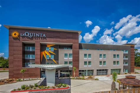 La Quinta Inn & Suites Channelview, TX - See Discounts